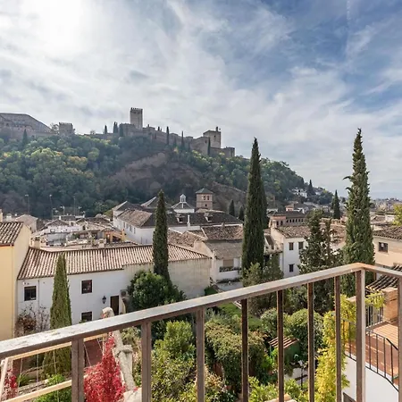 Chezmoihomes Alhambra Dream *