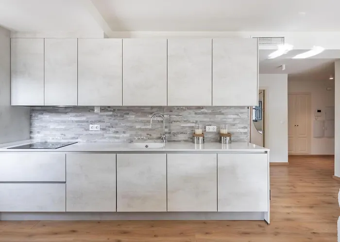 Chezmoihomes Alhambra Dream Apartman *